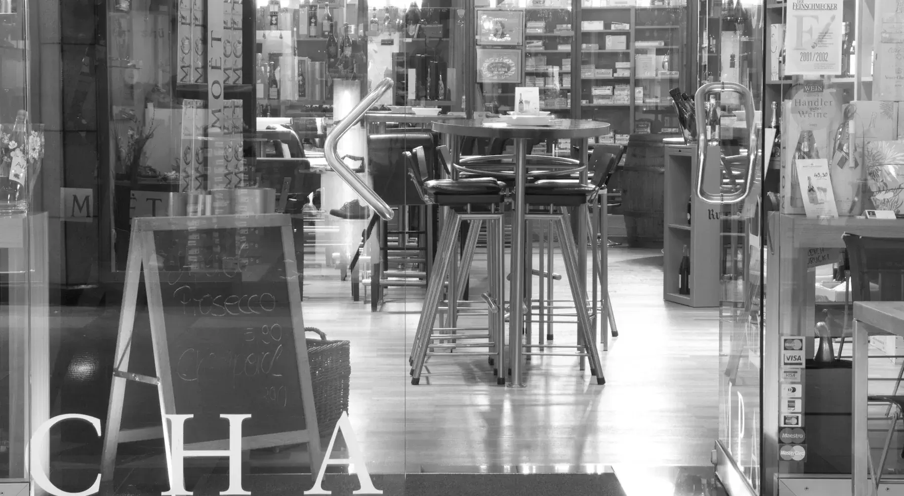 Weinbar-Champa-Elysees-in-Aachen